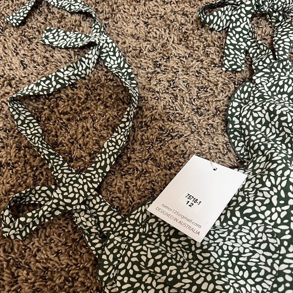 Rumor MIDI Patterned Sage Dress